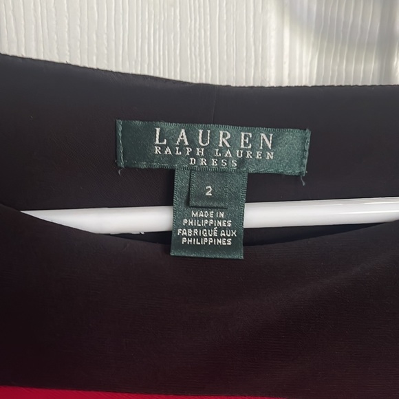 Dress - Picture 3 of 3